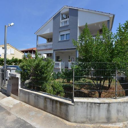 Apartmani L&R 비빈제 외부 사진