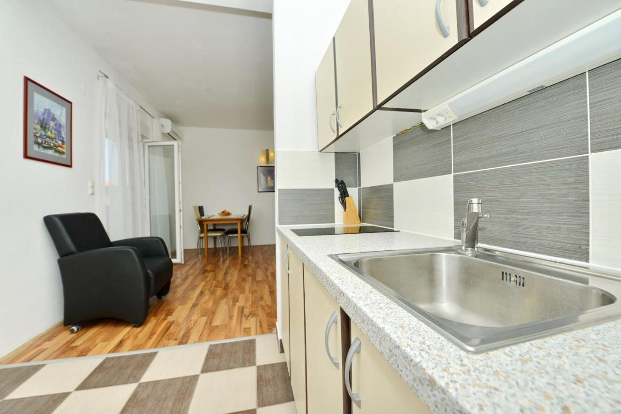 Apartmani L&R 비빈제 외부 사진