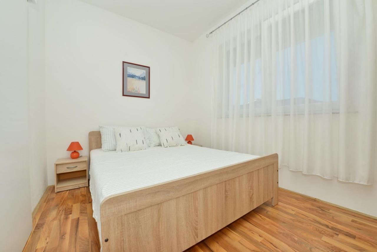 Apartmani L&R 비빈제 외부 사진